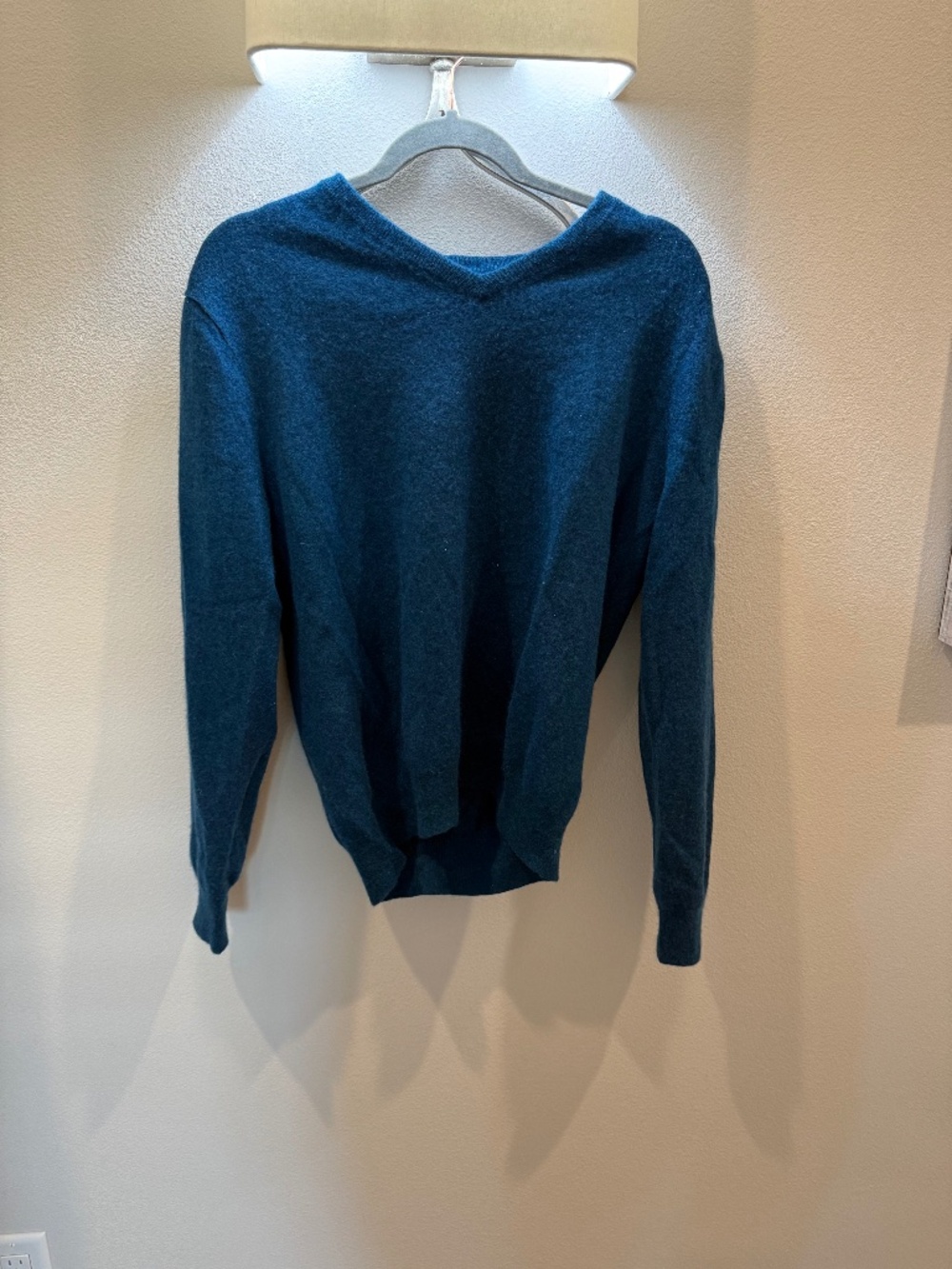 J.Crew Italian Cashmere V-Neck Sweater – Size Large